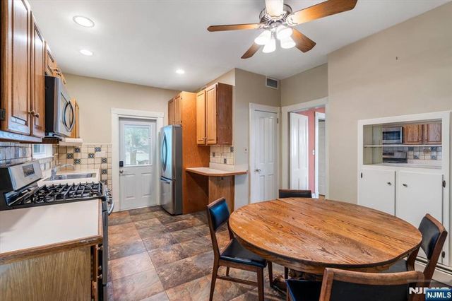 194 Christie Heights Street, Leonia, NJ 07605