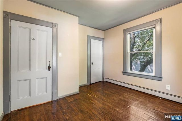 194 Christie Heights Street, Leonia, NJ 07605
