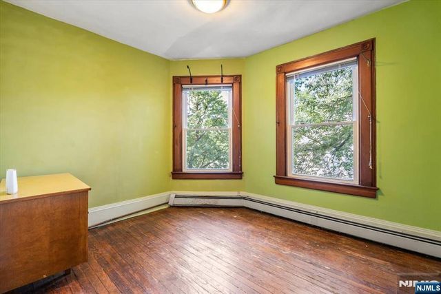 194 Christie Heights Street, Leonia, NJ 07605
