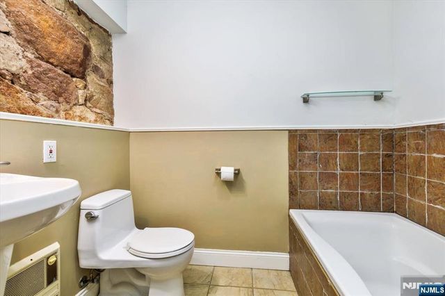 194 Christie Heights Street, Leonia, NJ 07605