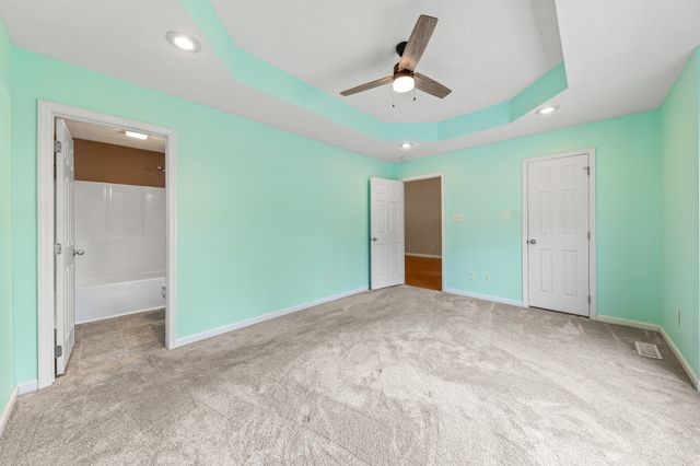 992 Sumerset Cir, Lewisburg, TN 37091