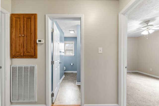 992 Sumerset Cir, Lewisburg, TN 37091