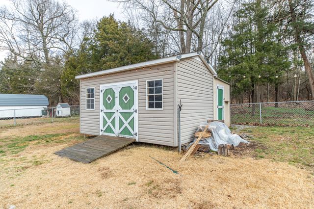 992 Sumerset Cir, Lewisburg, TN 37091