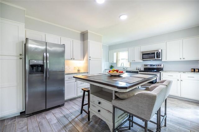 2299 Vistamont Drive, Decatur, GA 30033
