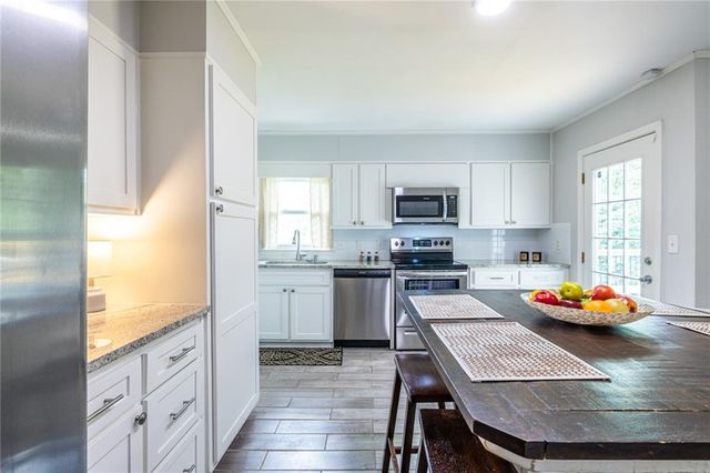 2299 Vistamont Drive, Decatur, GA 30033