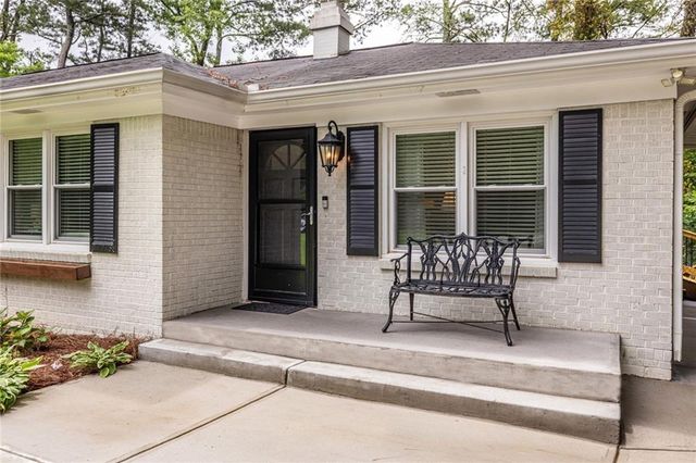 2299 Vistamont Drive, Decatur, GA 30033