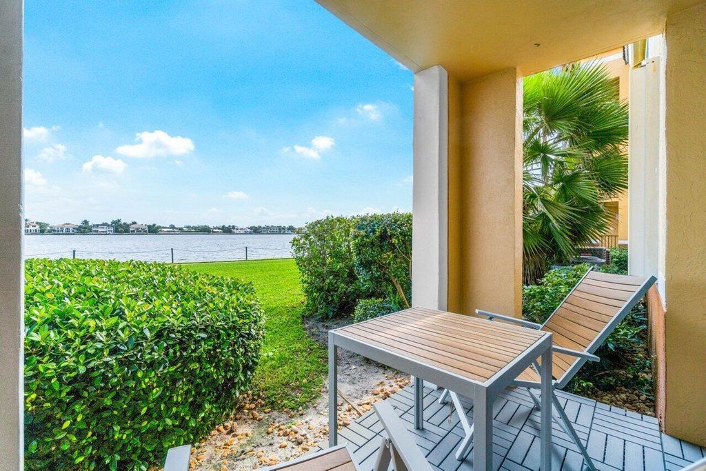 180 YACHT CLUB Way 102, Hypoluxo, FL 33462