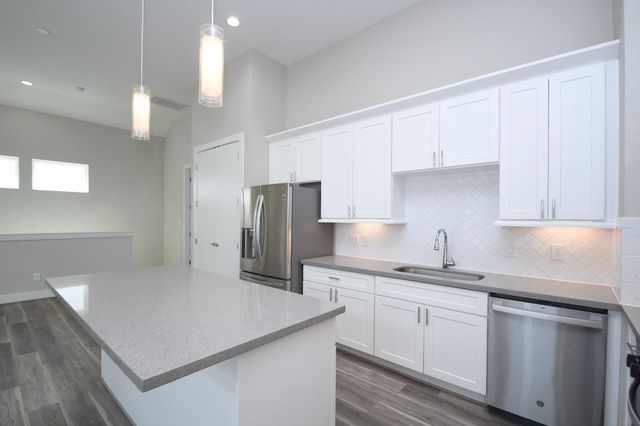 5904 Gardendale Drive B, Houston, TX 77092