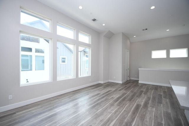 5904 Gardendale Drive B, Houston, TX 77092