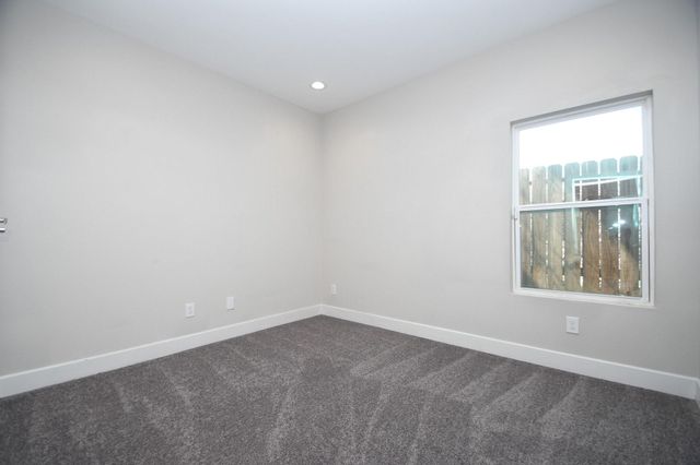 5904 Gardendale Drive B, Houston, TX 77092