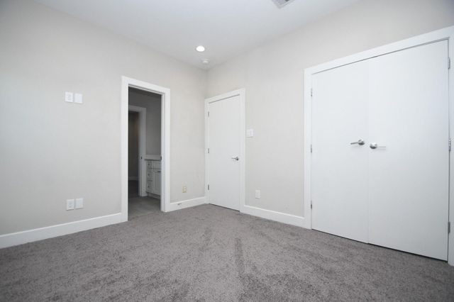 5904 Gardendale Drive B, Houston, TX 77092