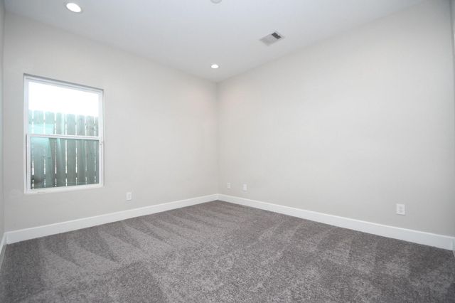 5904 Gardendale Drive B, Houston, TX 77092