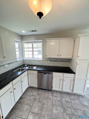 102 Sunset Circle, Madison, AL 35758