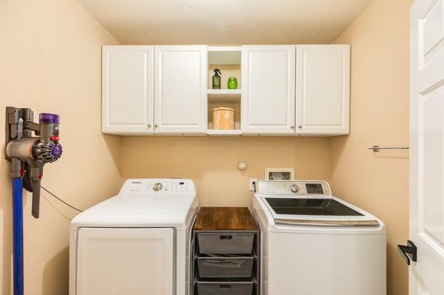 3529 Pine Valley Drive, Pearland, TX 77581
