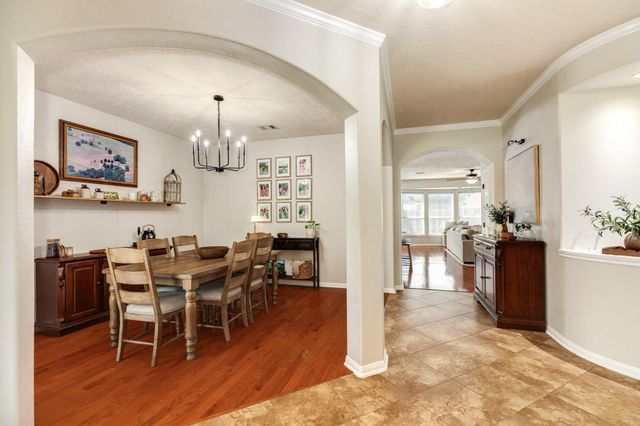 3529 Pine Valley Drive, Pearland, TX 77581