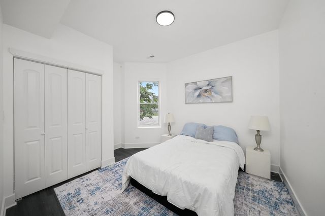 322 S Kostner Avenue, Chicago, IL 60624