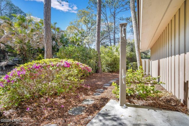 12 Sandhill Crane Road, Hilton Head Island, SC 29928