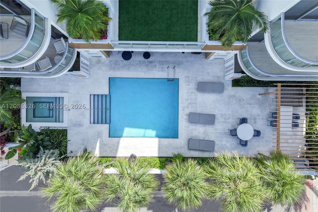 304 Ocean Dr 102, Miami Beach, FL 33139