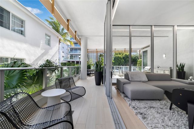 304 Ocean Dr 102, Miami Beach, FL 33139