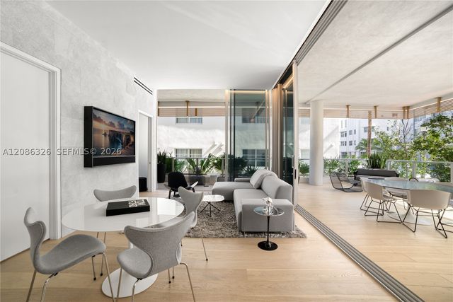 304 Ocean Dr 102, Miami Beach, FL 33139