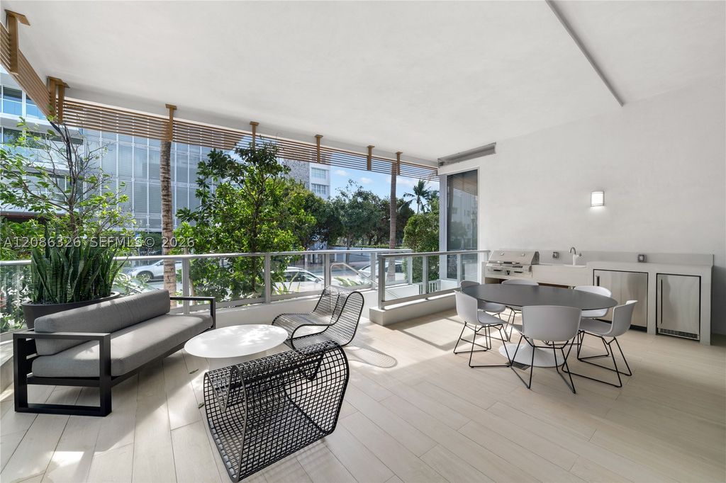 304 Ocean Dr 102, Miami Beach, FL 33139