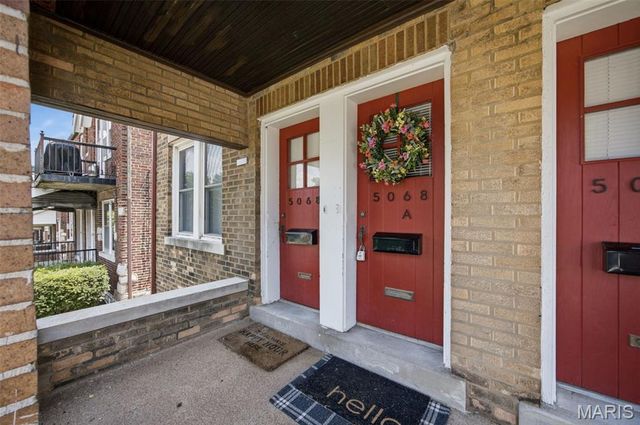 5068 Pernod Avenue, St Louis, MO 63139
