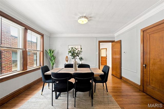 5068 Pernod Avenue, St Louis, MO 63139