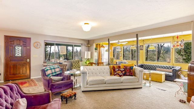 300 W 6th Street, Kerby, OR 97531