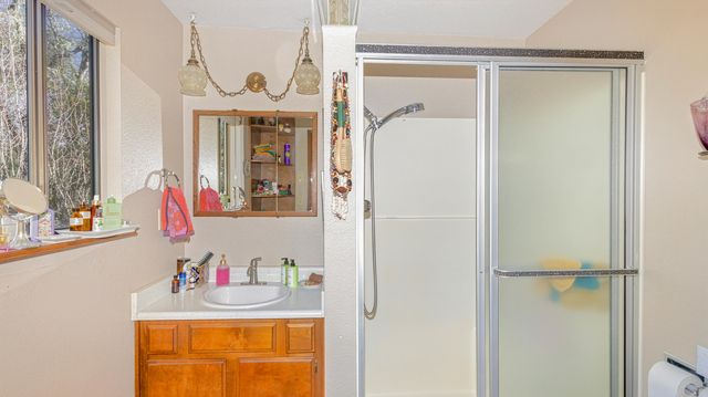 300 W 6th Street, Kerby, OR 97531