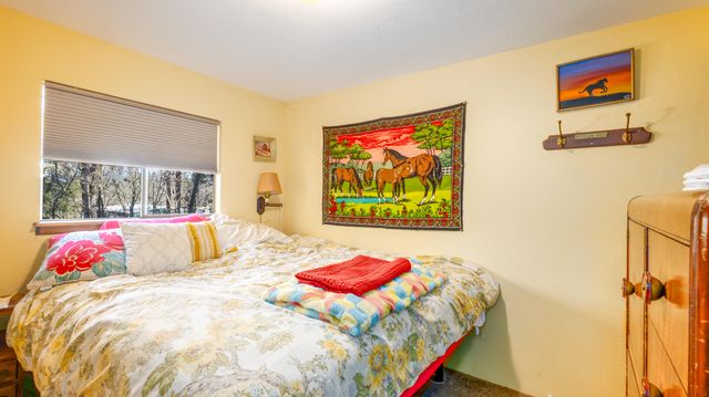 300 W 6th Street, Kerby, OR 97531