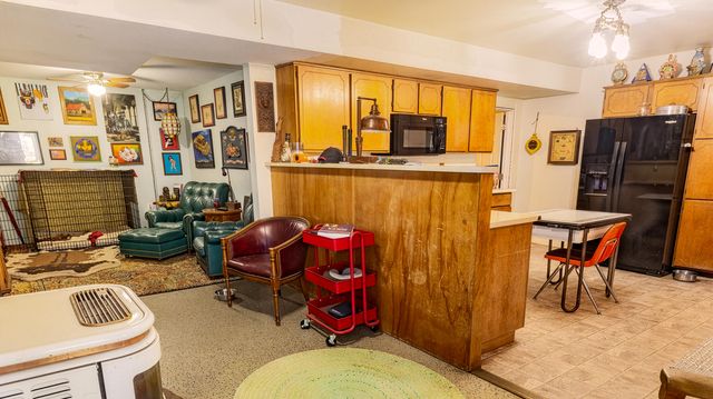 300 W 6th Street, Kerby, OR 97531