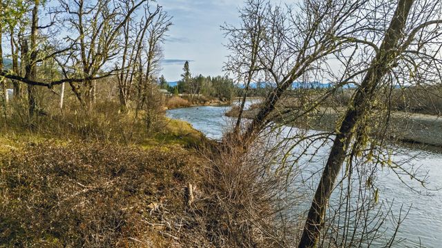 300 W 6th Street, Kerby, OR 97531