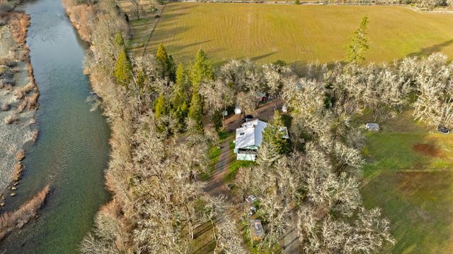 300 W 6th Street, Kerby, OR 97531