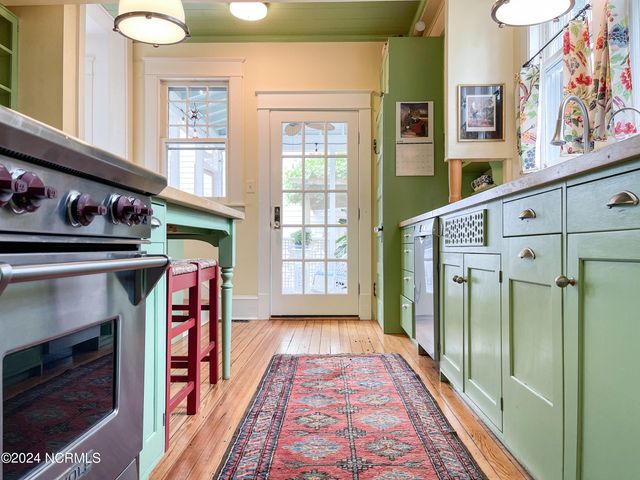 1801 Chestnut Street, Wilmington, NC 28405