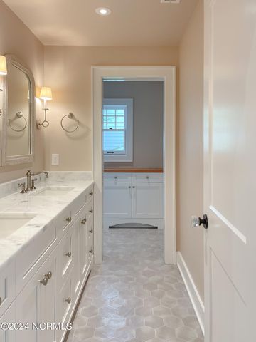 1801 Chestnut Street, Wilmington, NC 28405