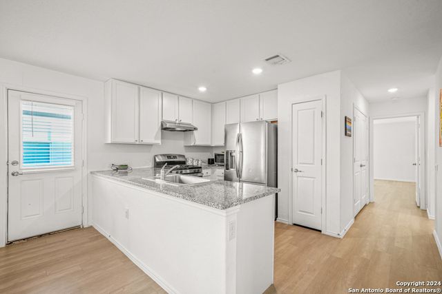 918 COOK BND, San Antonio, TX 78221