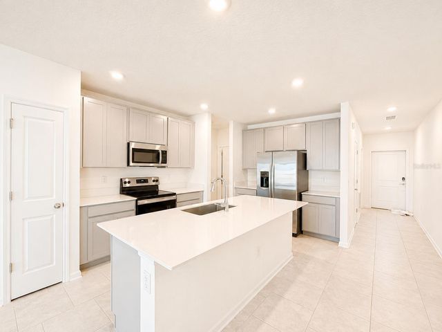 360 LOCH COURT, Davenport, FL 33837