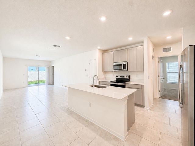 360 LOCH COURT, Davenport, FL 33837
