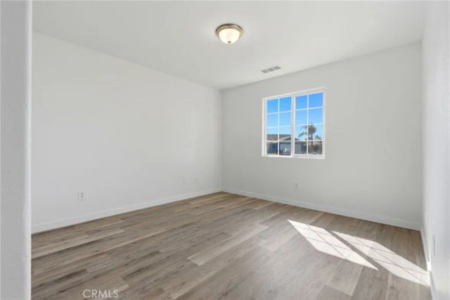 1921 S Kerckhoff Way, Hanford, CA 93230