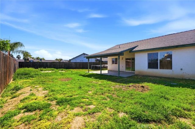 1921 S Kerckhoff Way, Hanford, CA 93230