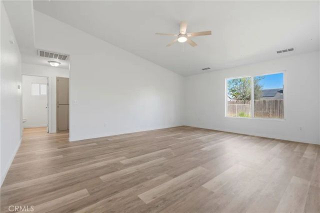 1921 S Kerckhoff Way, Hanford, CA 93230