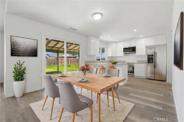 1921 S Kerckhoff Way, Hanford, CA 93230