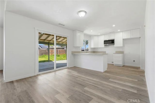 1921 S Kerckhoff Way, Hanford, CA 93230