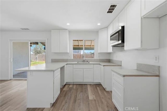 1921 S Kerckhoff Way, Hanford, CA 93230