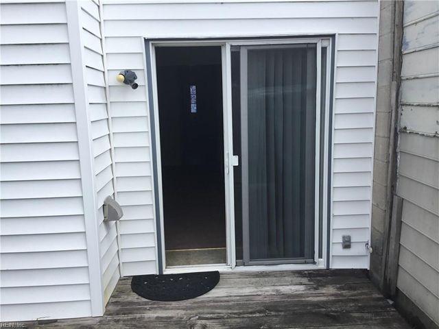 1117 Crist PL, Virginia Beach, VA 23454