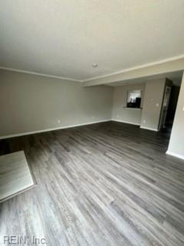 1117 Crist PL, Virginia Beach, VA 23454