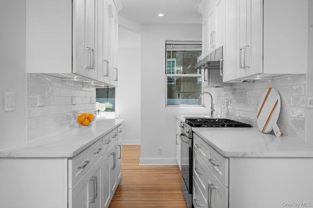 920 Pelhamdale Avenue B1A, Pelham, NY 10803
