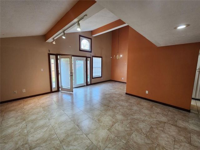 3186 Quincetree Lane, Decatur, GA 30034