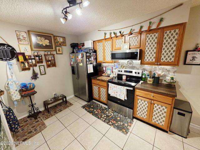 5671 ELLIS TRACE Drive, Jacksonville, FL 32205