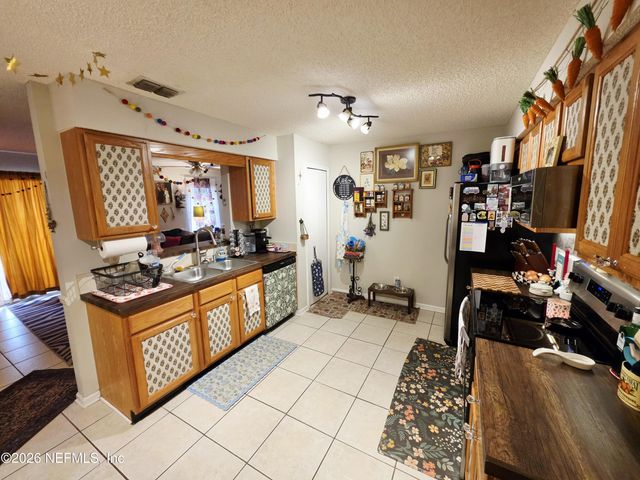 5671 ELLIS TRACE Drive, Jacksonville, FL 32205